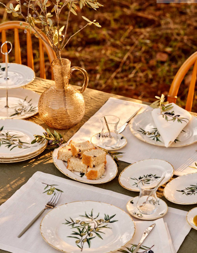سرویس صبحانهخوری ۲۶ پارچه چینی از سری «Olive»