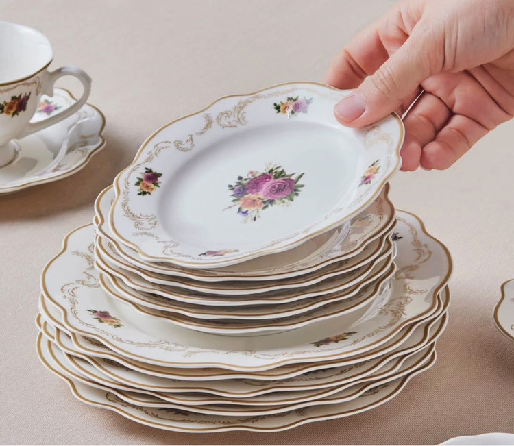 سرویس صبحانهخوری ۲۶ پارچه کاراجا مدل Forever Bone Antique Gold
